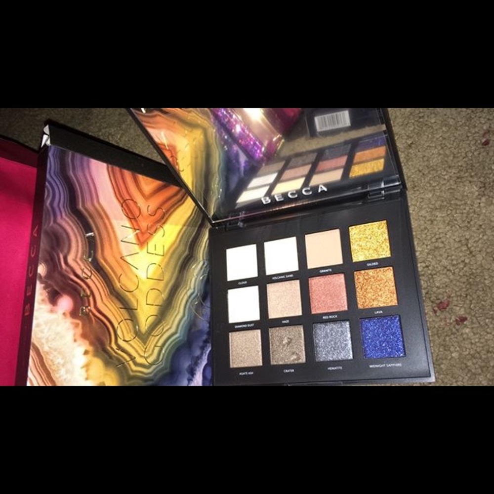Becca eyeshadow
